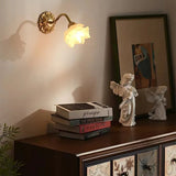 Vintage Kupfer-Blütenblatt-Glas-Wandlampe-Leuchtezauber