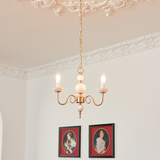 Cremefarbener Glas-Kronleuchter, amerikanischer Retro-Kronleuchter aus Metall, Lampe für Schlafzimmer-Leuchtezauber