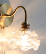 AuroraLux Nordic Wandleuchte – Moderne Kupfer-Wandleuchte mit Zugschalter & Glaskappe