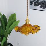 Stilvolle Hibiskusblütenlampe-Leuchtezauber