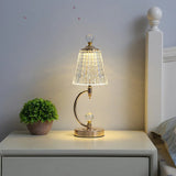 Vintage Goldene Tischlampe aus Kristall-Leuchtezauber