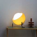 Bauhaus Medieval Tischlampe-Leuchtezauber