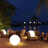 LUXARÉ GlowSphere RGB Gartenleuchte-Leuchtezauber