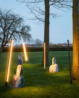 LumiStelo – Moderne LED Garten-Sockellampe-Leuchtezauber