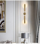 LustraVogue Aura – Moderne Luxus-Wandleuchte mit Glas-Schirm