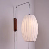 SakuraSilk – Japanische Handgewebte Seiden-Wandleuchte