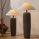 Stehlampe aus verwittertem Holz-Leuchtezauber