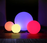 LumiGlow LED Gartenkugel – 16 Farben, Fernbedienung & Wiederaufladbar-Leuchtezauber