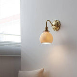 Messing-Keramik-Wandlampe-Leuchtezauber