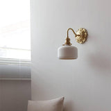 Messing-Keramik-Wandlampe-Leuchtezauber