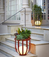 Luxuriöse Gartenlampe mit Blumenkasten-Leuchtezauber