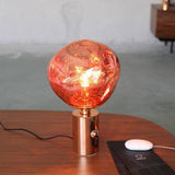 Innovative Tischlampe Melt-Leuchtezauber