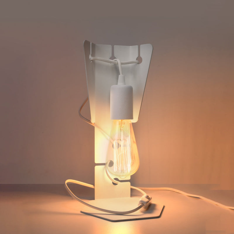 Tischleuchte Arby Weiß – Weiße Designlampe Im Modernen Look-Leuchtezauber