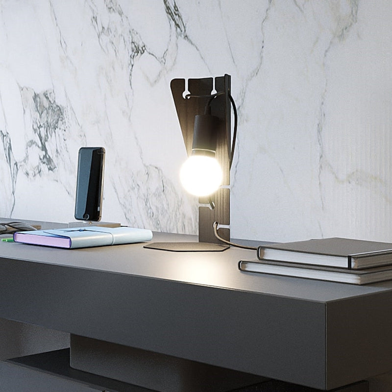 Tischleuchte Arby Schwarz – Schlichte Designlampe Mit Kegelform-Leuchtezauber