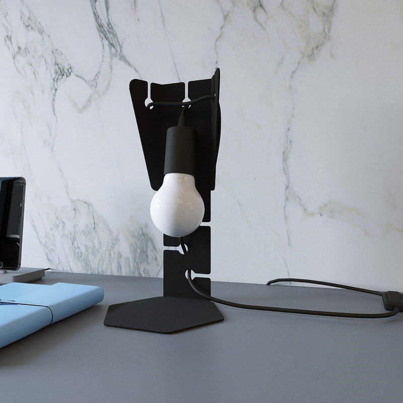 Tischleuchte Arby Schwarz – Schlichte Designlampe Mit Kegelform-Leuchtezauber