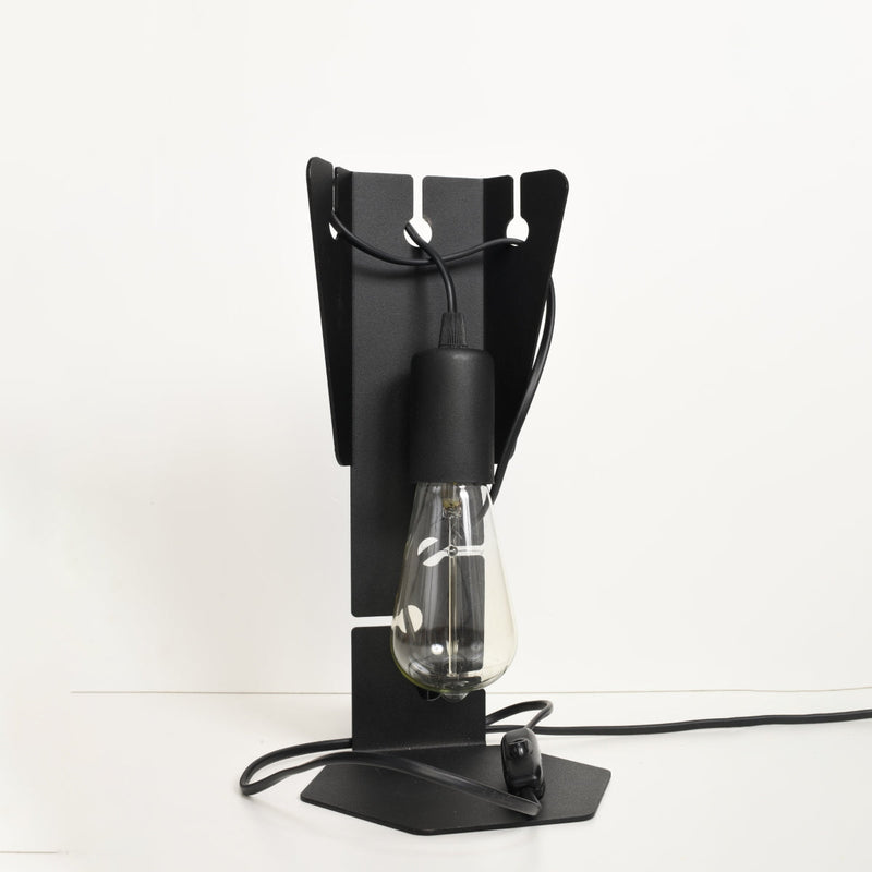 Tischleuchte Arby Schwarz – Schlichte Designlampe Mit Kegelform-Leuchtezauber