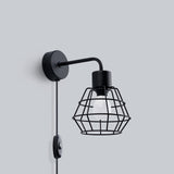 Wandleuchte Suba Schwarz Minimalistische Eleganz-Leuchtezauber