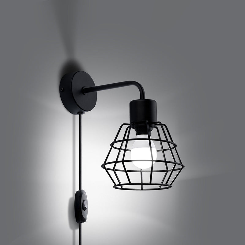 Wandleuchte Suba Schwarz Minimalistische Eleganz-Leuchtezauber