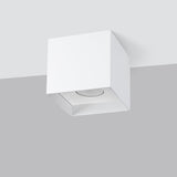 Deckenleuchte Hati Weiß Zeitlose Lampe Mit Weißem Stoffschirm Und Metallakzenten-Leuchtezauber
