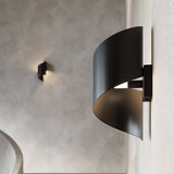 Wandleuchte Talassa Schwarz Moderne Wandleuchte Mit Abgeschrägtem Design – Elegant & Fokussiert-Leuchtezauber