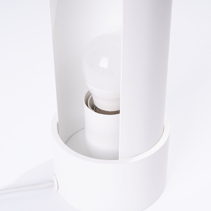 Tischlampe Flash Weiß – Led-Tischlampe Mit Verchromtem Standfuß-Leuchtezauber