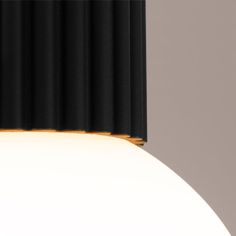 Deckenlampe Halo Schwarz Ip44 Zeitloses Design Für Feuchträume-Leuchtezauber
