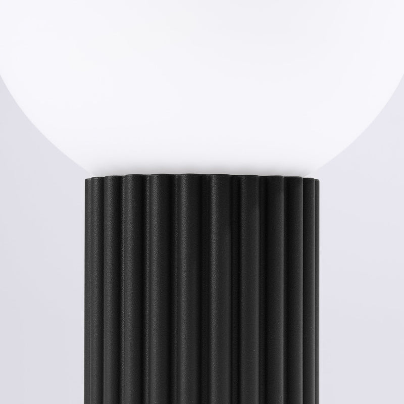 Tischlampe Halo Schwarz – Minimalistische Tischleuchte Mit Stoffschirm-Leuchtezauber
