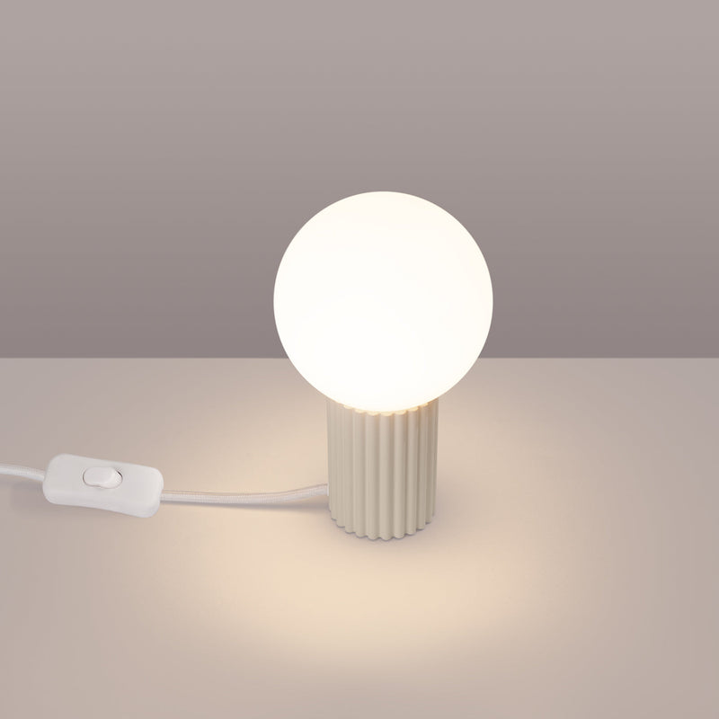Tischlampe Halo Beige – Runde Stofflampe Mit E27-Fassung In Beige-Leuchtezauber