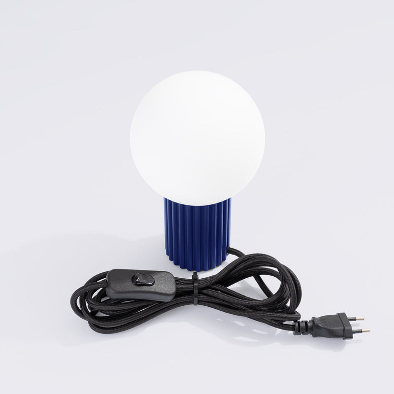 Tischlampe Halo Ultramarin – Farbige Tischleuchte In Blau, E27-Fassung-Leuchtezauber