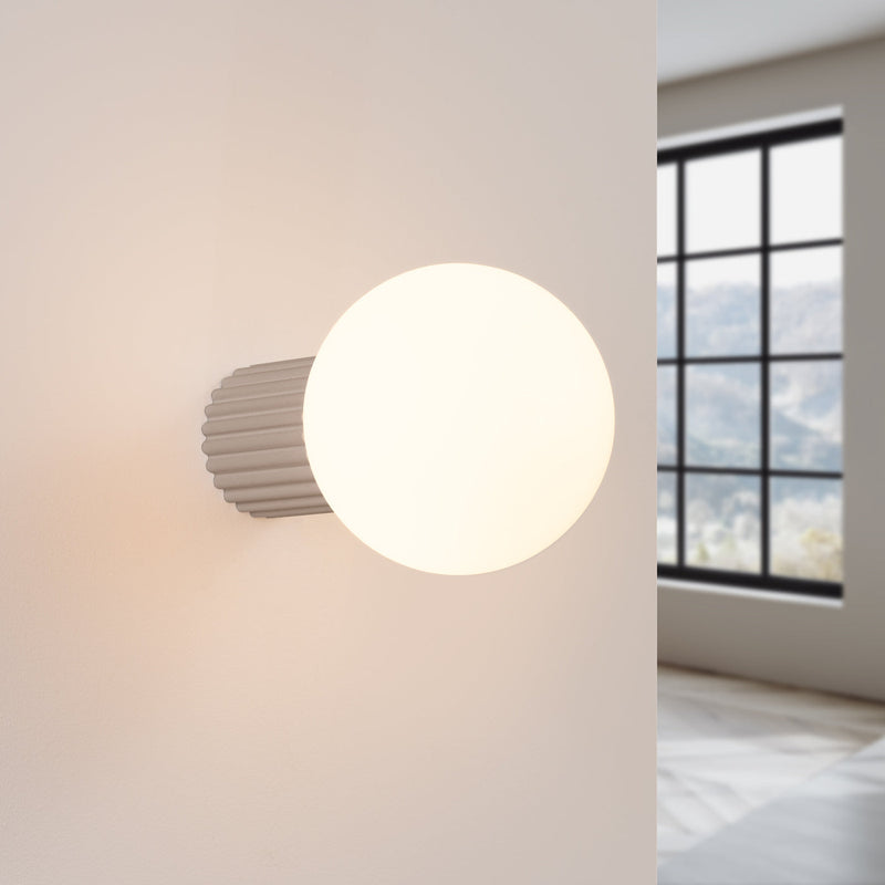 Wandleuchte Halo Taupe Ip44 Dezente Wandlampe In Warmem Taupe-Farbton-Leuchtezauber