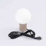 Tischlampe Halo Taupe – Led-Fähige Tischlampe In Warmem Taupe-Leuchtezauber