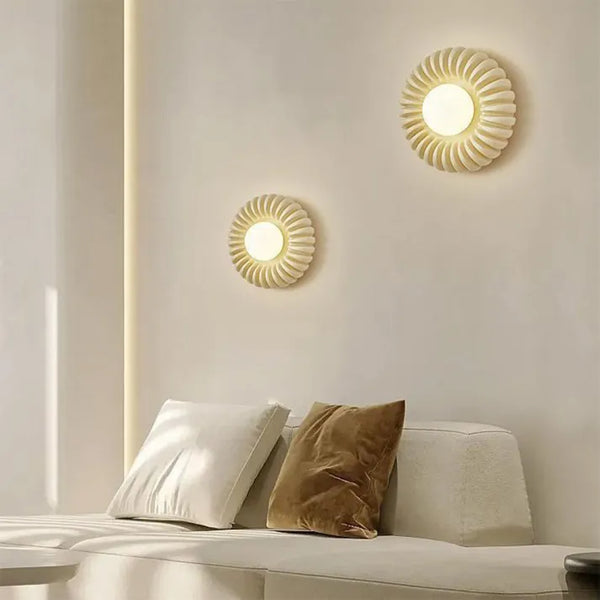 Moderne kreative Schlafzimmer-Wandlampe aus Kunstharz-Leuchtezauber