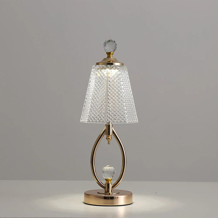 Vintage Goldene Tischlampe aus Kristall-Leuchtezauber