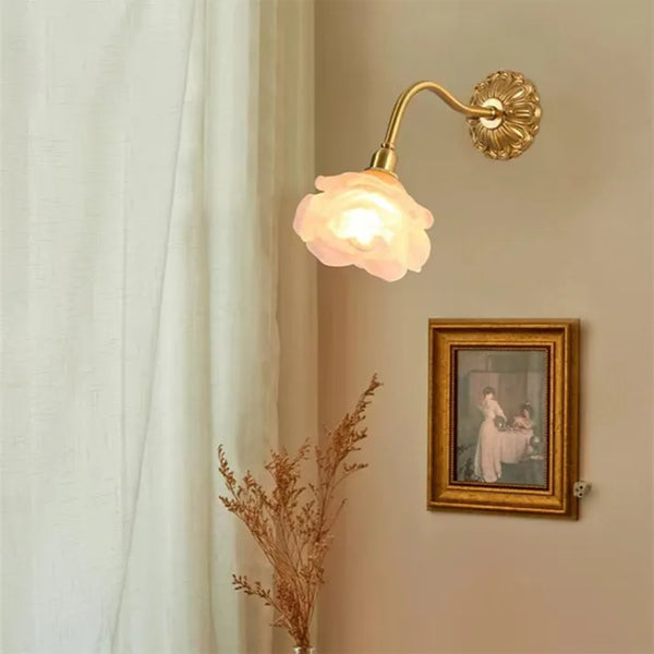 Vintage Kupfer-Blütenblatt-Glas-Wandlampe-Leuchtezauber