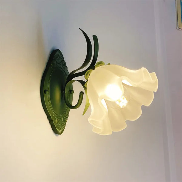 Wandleuchte in Form einer Blume-Leuchtezauber