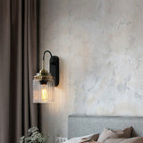 Vintage Wandlampe mit geripptem Glasschirm-Leuchtezauber