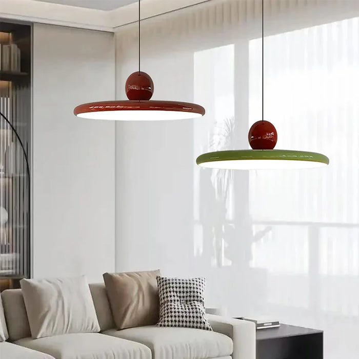 Skandinavische Glaslampe im BauHaus-Stil-Leuchtezauber