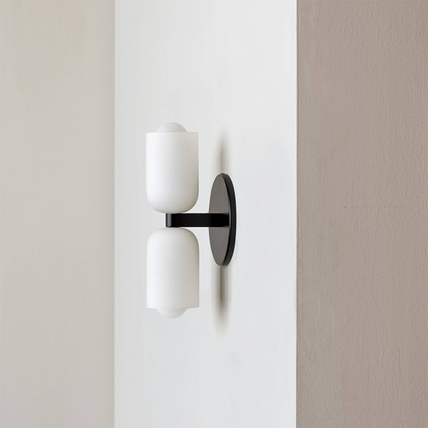 Elegant Up-Down-Wandleuchte aus Acryl-Leuchtezauber