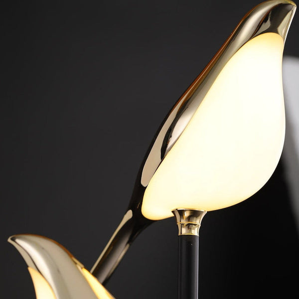 BirdLamp – Stilvolle LED-Tischlampe mit goldenem Vogel-Design-Leuchtezauber