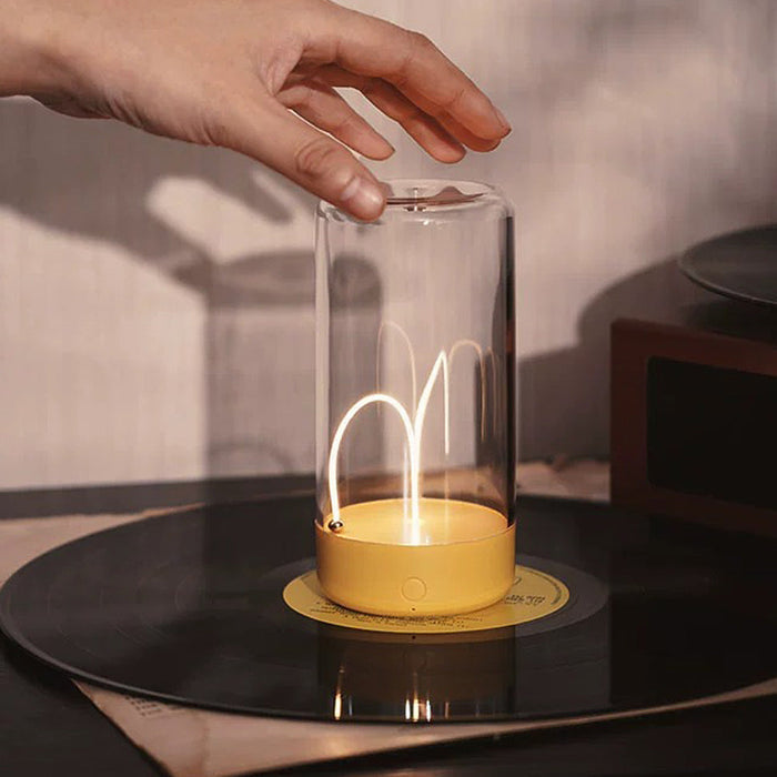 Moderne einfache magnetische Mini-Tischlampe-Leuchtezauber