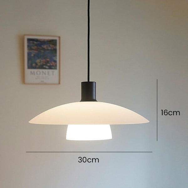 Minimalistische Hängelampe aus weißem Verbundglas-Leuchtezauber