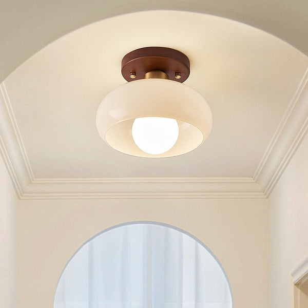 Kleine weiße Vintage-Deckenlampe für den Flur-Leuchtezauber