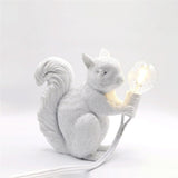 Nordic Designer Niedliches Eichhörnchen Tischlampe-Leuchtezauber