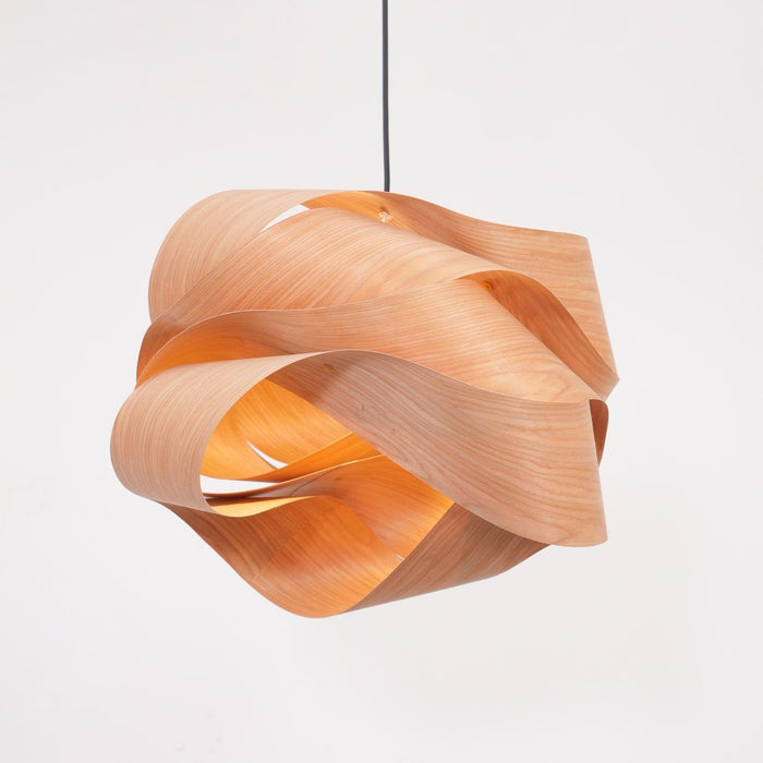 Moderne Hängelampe aus Holz für das Esszimmer-Leuchtezauber