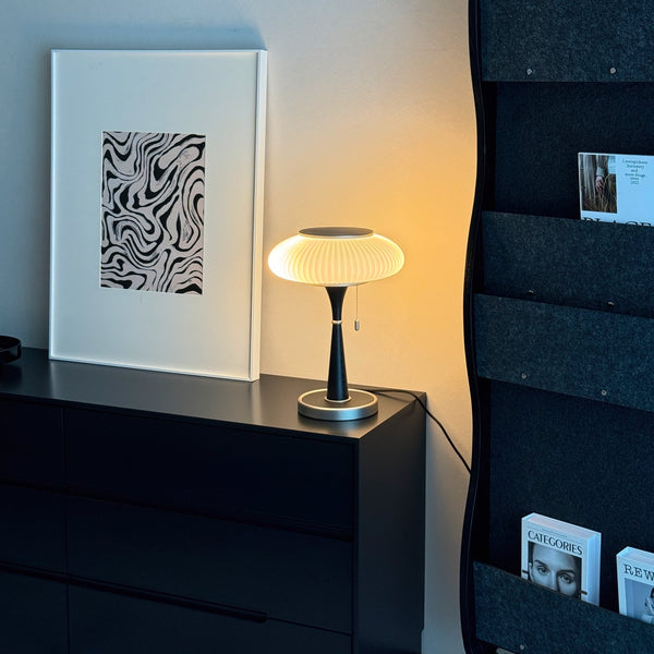 Minimalistische Matsutake Tischlampe für das Schlafzimmer-Leuchtezauber