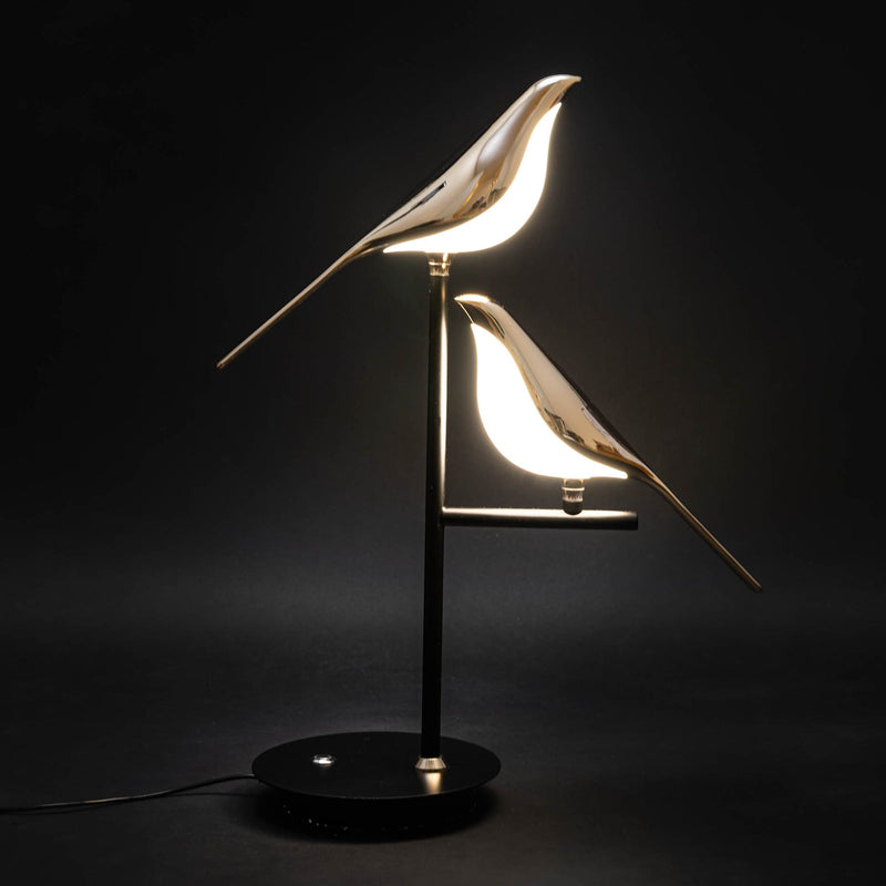 BirdLamp – Stilvolle LED-Tischlampe mit goldenem Vogel-Design-Leuchtezauber