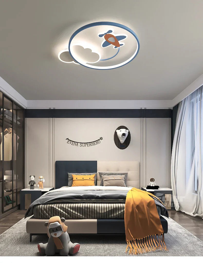 DreamGlow Dimmbarer LED-Kronleuchter für Kinderzimmer-Leuchtezauber