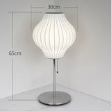 SakuraSilk – Japanische Handgewebte Seiden-Wandleuchte