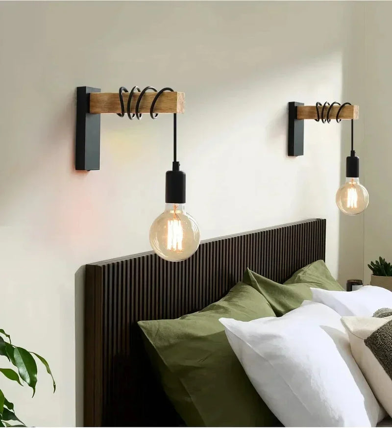 RetroLume – Vintage LED Wandlampe aus Holz & Eisen mit E27 | Industrial & Loft Stil-Leuchtezauber