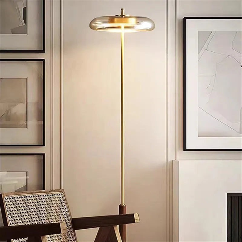 Luxus LED Tisch- & Stehlampe – Stilvolle Beleuchtung für Schlafzimmer, Bad & Arbeitszimmer-Leuchtezauber